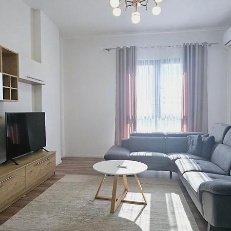 Appartement Myhouse At 21 Dhjetori à Tirana Extérieur photo