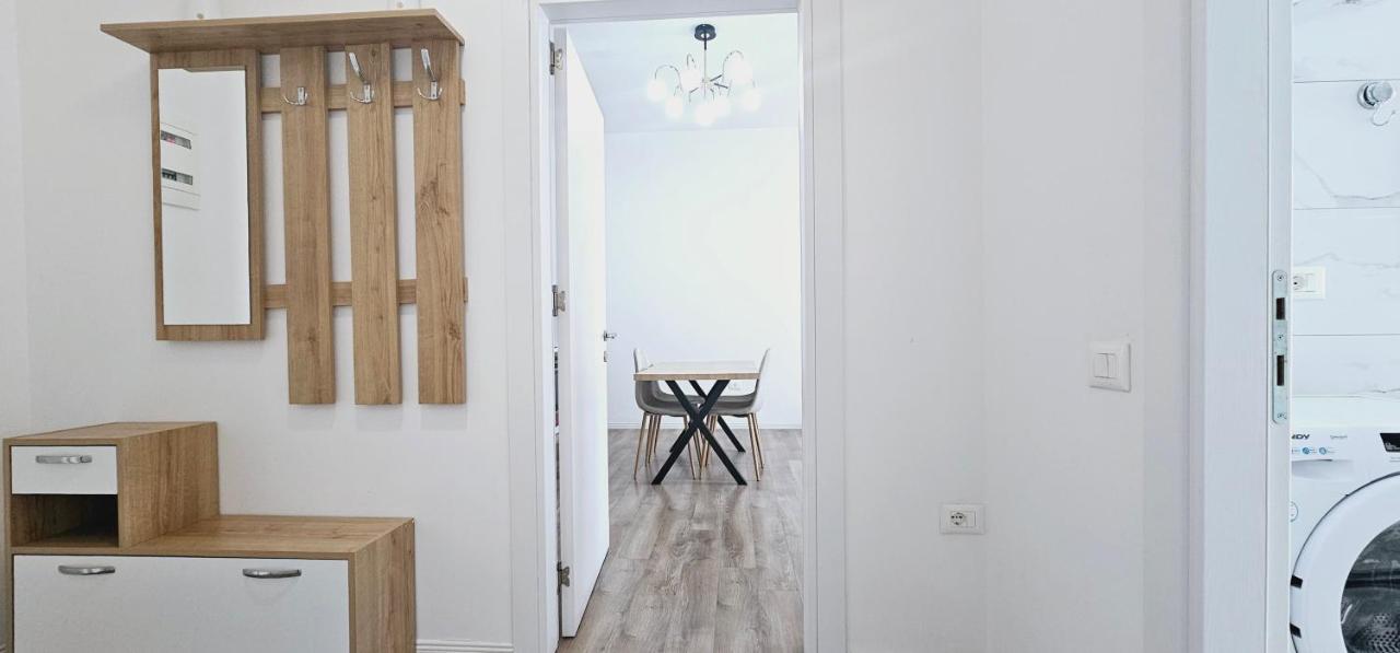 Appartement Myhouse At 21 Dhjetori à Tirana Extérieur photo