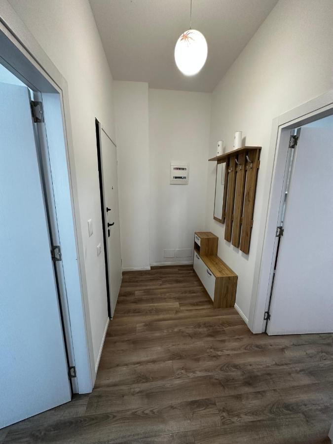 Appartement Myhouse At 21 Dhjetori à Tirana Extérieur photo
