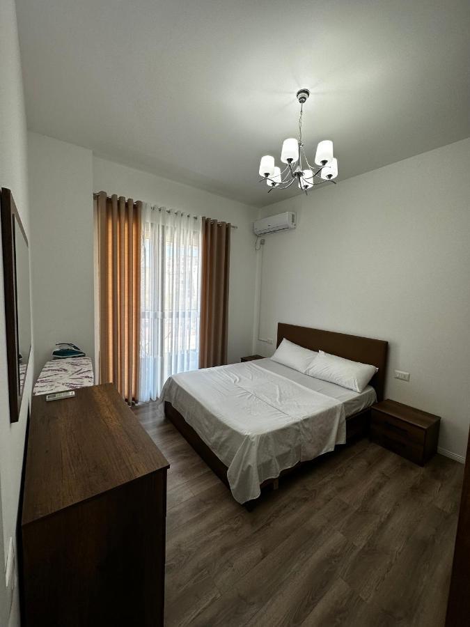 Appartement Myhouse At 21 Dhjetori à Tirana Extérieur photo